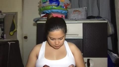 Snapshot of gwyneth2001 chatting on March 17, 2026, 11:41 pm Im Gwyneth From Philippines pinkheart69 online show from March 17, 2026, 11:41 pm