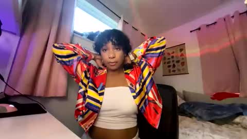 gxddessras online show from May 17, 2026, 11:34 pm