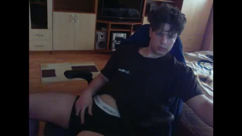 gymguy0505 online show from February 2, 2026, 9:19 am