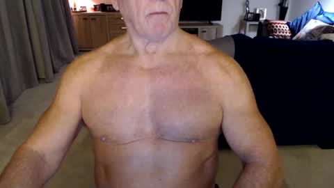 Snapshot of gymguyuk28 chatting on January 22, 2025, 5:59 pm Gymguy online show from January 22, 2025, 5:59 pm