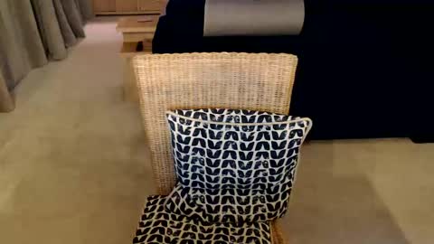 Snapshot of gymguyuk28 chatting on March 10, 2025, 10:24 pm Gymguy online show from March 10, 2025, 10:24 pm