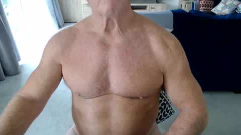 Snapshot of gymguyuk28 chatting on October 21, 2025, 2:18 pm Gymguy online show from October 21, 2025, 2:18 pm