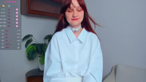 Snapshot of h0lyangel chatting on September 16, 2025, 6:53 pm Kelly Lilly online show from September 16, 2025, 6:53 pm