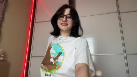 Helga online show from May 14, 2026, 5:09 pm