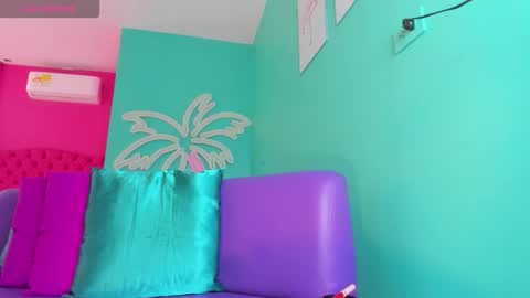 hada_magica online show from March 27, 2026, 7:02 pm