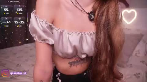 Snapshot of hadleynichols chatting on July 17, 2026, 1:23 am Hi Im Rebecca Glad to see you in my room PVT is open online show from July 17, 2026, 1:23 am