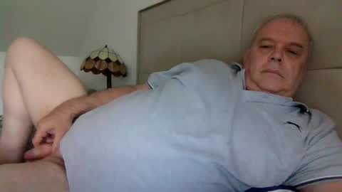 Snapshot of haggisstop chatting on July 19, 2026, 6:44 pm haggisstop online show from July 19, 2026, 6:44 pm