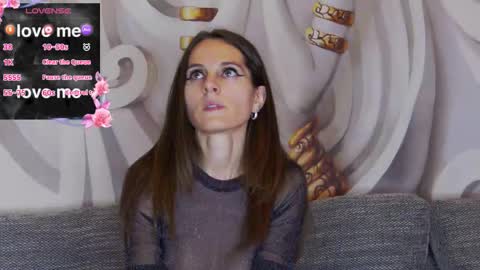 HaileyPeach online show from October 16, 2025, 5:03 pm