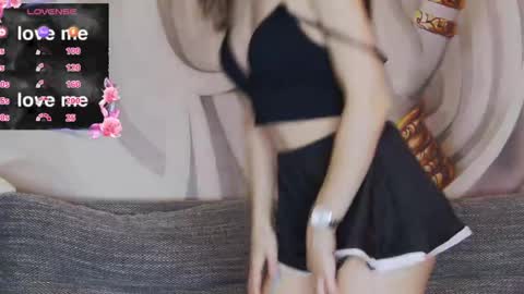 Snapshot of hailey_peach chatting on April 4, 2026, 5:27 am HaileyPeach online show from April 4, 2026, 5:27 am