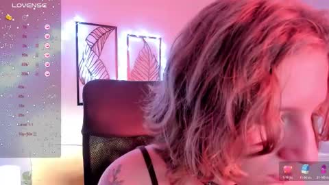 Hailey online show from October 31, 2025, 9:21 am