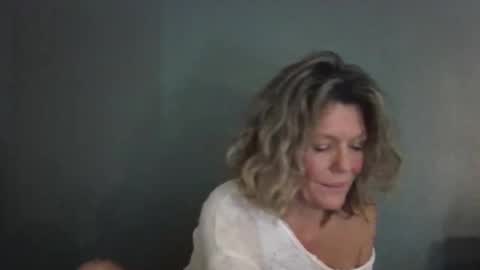 Hailey online show from April 9, 2026, 5:29 pm