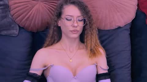 Snapshot of haileysinclair chatting on March 30, 2026, 9:05 pm Carla online show from March 30, 2026, 9:05 pm