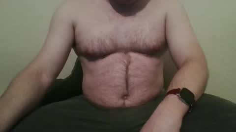Snapshot of hairychest222141 chatting on February 25, 2025, 11:41 am hairychest222141 online show from February 25, 2025, 11:41 am