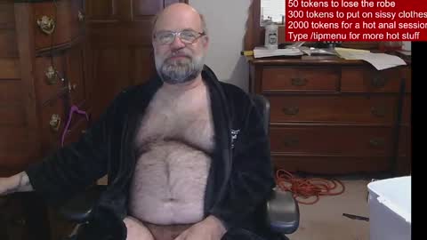 Snapshot of hairydaddybear69 chatting on June 2, 2026, 11:45 am HairyDaddyBear69 online show from June 2, 2026, 11:45 am