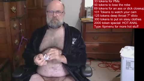HairyDaddyBear69 online show from June 10, 2026, 12:15 pm