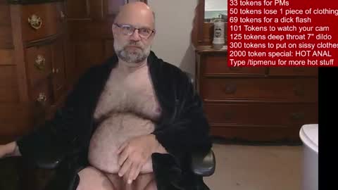 HairyDaddyBear69 online show from June 19, 2026, 11:03 am