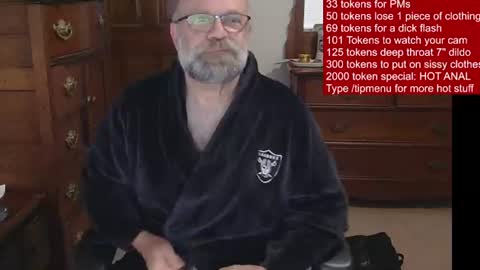 HairyDaddyBear69 online show from June 30, 2026, 11:33 am