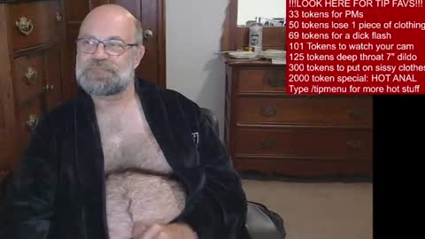 HairyDaddyBear69 online show from July 7, 2026, 11:36 am