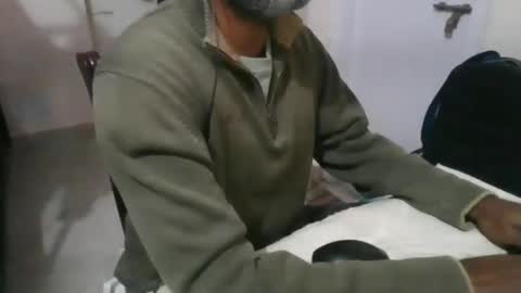 Snapshot of hairydarky chatting on December 31, 2024, 6:02 pm Pratap online show from December 31, 2024, 6:02 pm