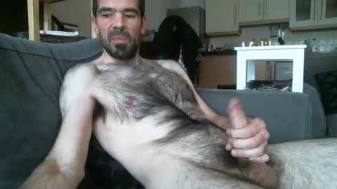 Snapshot of hairydude2015 chatting on October 14, 2025, 2:18 pm hairydude2015 online show from October 14, 2025, 2:18 pm