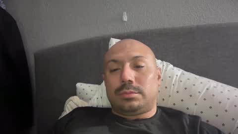 hairyman30000 online show from February 23, 2025, 1:46 am