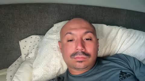 hairyman30000 online show from September 17, 2025, 1:18 am