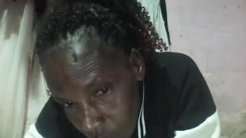 Snapshot of hairypusy17 chatting on March 11, 2025, 1:26 am hairypusy17 online show from March 11, 2025, 1:26 am