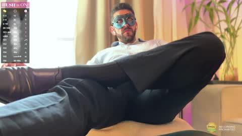 Snapshot of hairyxlmaster chatting on January 7, 2025, 6:14 pm CASHMASTER CARLO online show from January 7, 2025, 6:14 pm