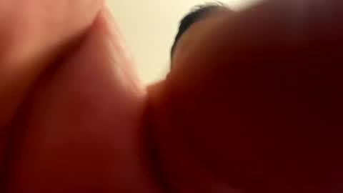 halebb online show from October 25, 2025, 11:29 am