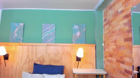 Halley Lorens online show from April 6, 2026, 7:15 pm