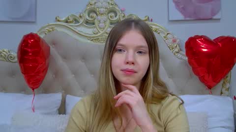 Snapshot of hallybradley chatting on February 19, 2026, 5:09 pm HallyBradley online show from February 19, 2026, 5:09 pm