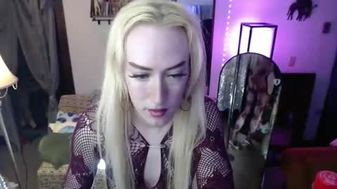 halovalentine online show from March 14, 2026, 12:17 am