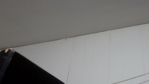 Snapshot of hamhead71 chatting on February 26, 2025, 2:15 am hamhead71 online show from February 26, 2025, 2:15 am