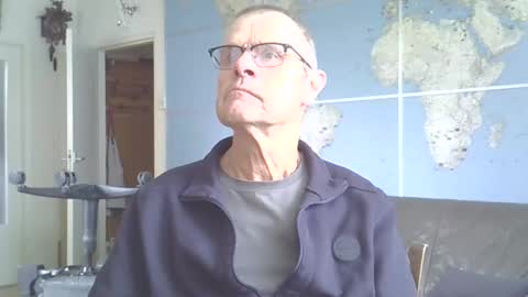 Prefer men 80 online show from October 5, 2025, 12:47 pm