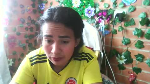 HANMy Dears make sure to follow me here create a FREE account if you dont have one and chat thank you. online show from December 21, 2024, 4:25 pm