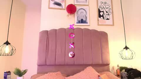 hanabie_ online show from February 13, 2026, 3:24 am