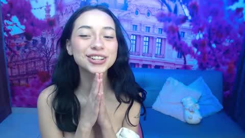 Hanaku  online show from December 3, 2024, 5:45 pm