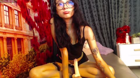 Hanaku  online show from January 27, 2025, 2:13 pm