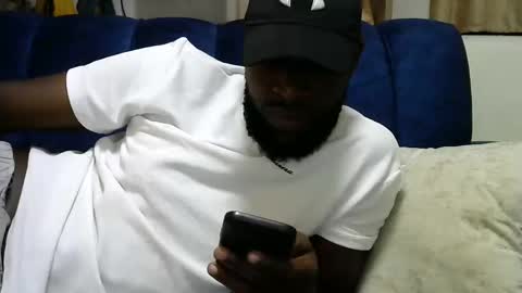 handsome king online show from January 3, 2025, 9:15 am