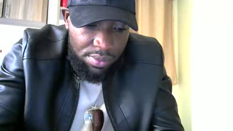 handsome king online show from January 29, 2025, 7:46 am