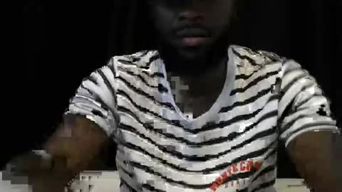Snapshot of handsome_king30 chatting on April 28, 2026, 4:23 pm handsome king online show from April 28, 2026, 4:23 pm