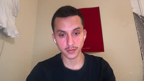 handsomeboy093 online show from January 27, 2025, 8:07 am