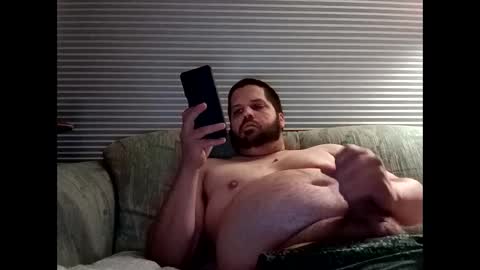 Snapshot of handsomedaddy198923 chatting on September 28, 2025, 9:47 am handsomedaddy198923 online show from September 28, 2025, 9:47 am