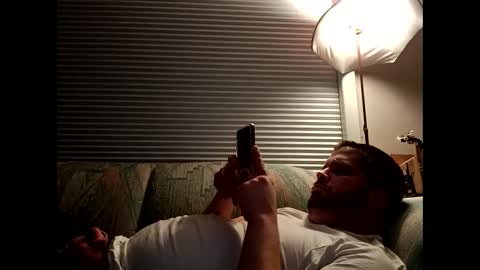 Snapshot of handsomedaddy198923 chatting on October 5, 2025, 8:01 am handsomedaddy198923 online show from October 5, 2025, 8:01 am
