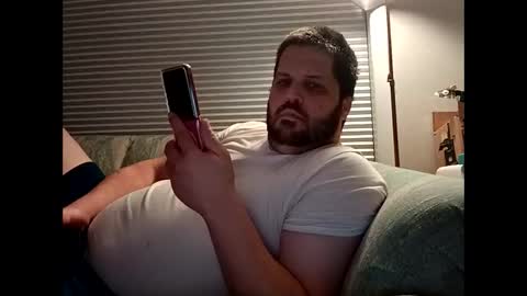 Snapshot of handsomedaddy198923 chatting on October 18, 2025, 7:20 am handsomedaddy198923 online show from October 18, 2025, 7:20 am