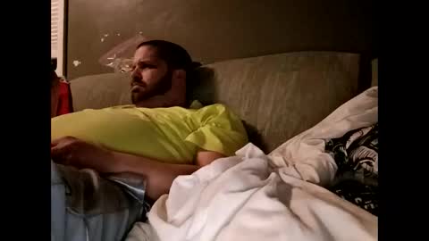 Handsomedaddy198923 online show from May 21, 2026, 7:15 am