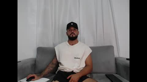 Snapshot of handsomen69 chatting on March 5, 2026, 2:51 am Handsomen online show from March 5, 2026, 2:51 am