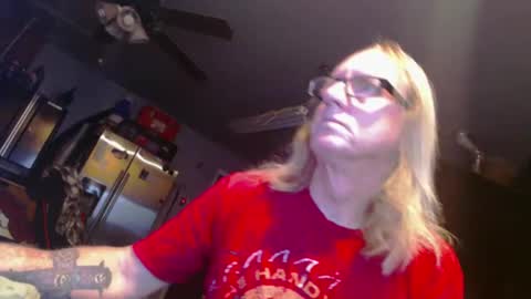 Snapshot of handyman5303 chatting on February 9, 2025, 5:33 pm Handystudman online show from February 9, 2025, 5:33 pm