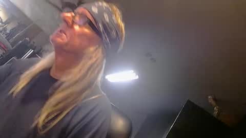 Snapshot of handystud33 chatting on March 12, 2026, 6:52 am handystud33 online show from March 12, 2026, 6:52 am