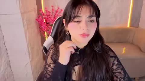 Snapshot of hani_amber_tx chatting on July 14, 2026, 12:44 pm Follow me.. Live 730 to 1400 online show from July 14, 2026, 12:44 pm